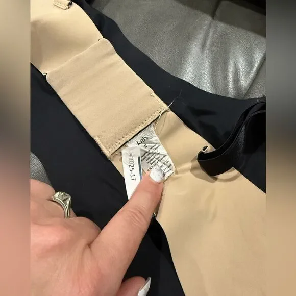 Knix Bra - Picture 2 of 4